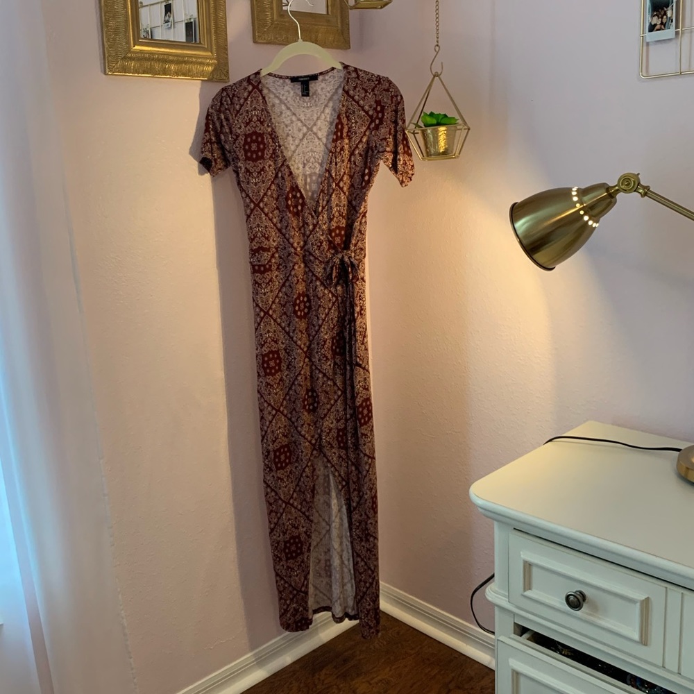 Forever 21 paisley purple print asymmetrical dress